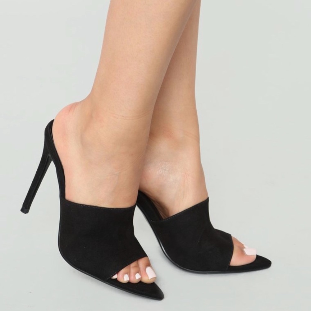 New fashion nova suede pointed mule sandal